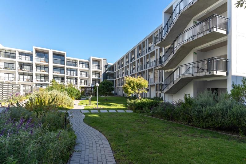 2 Bedroom Property for Sale in Paardevlei Western Cape